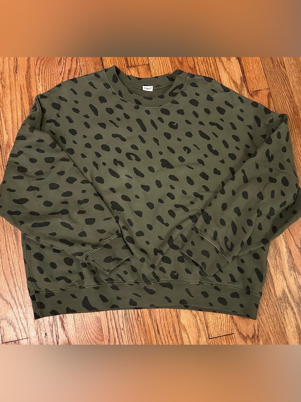 Clare V. Green Leopard-Print Le Drop Sweatshirt - Picture 5 of 7